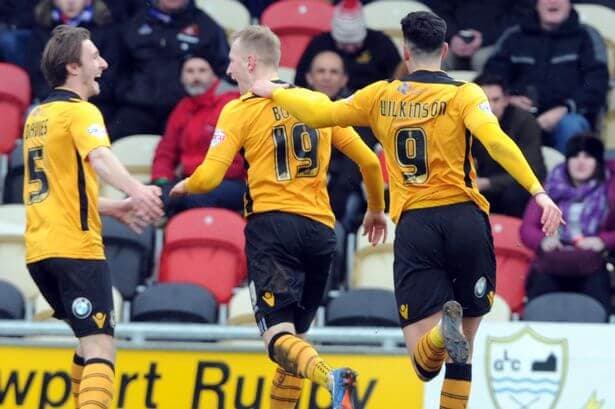 Stimmung beim Fußballspiel von Newport County