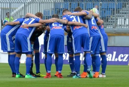 SK Sigma Olomouc football match atmosphere