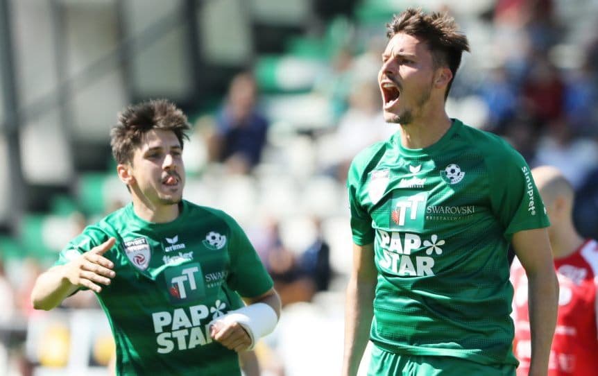 WSG Wattens football match atmosphere