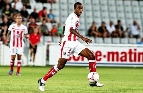 Stemning til en AC Ajaccio-fodboldkamp