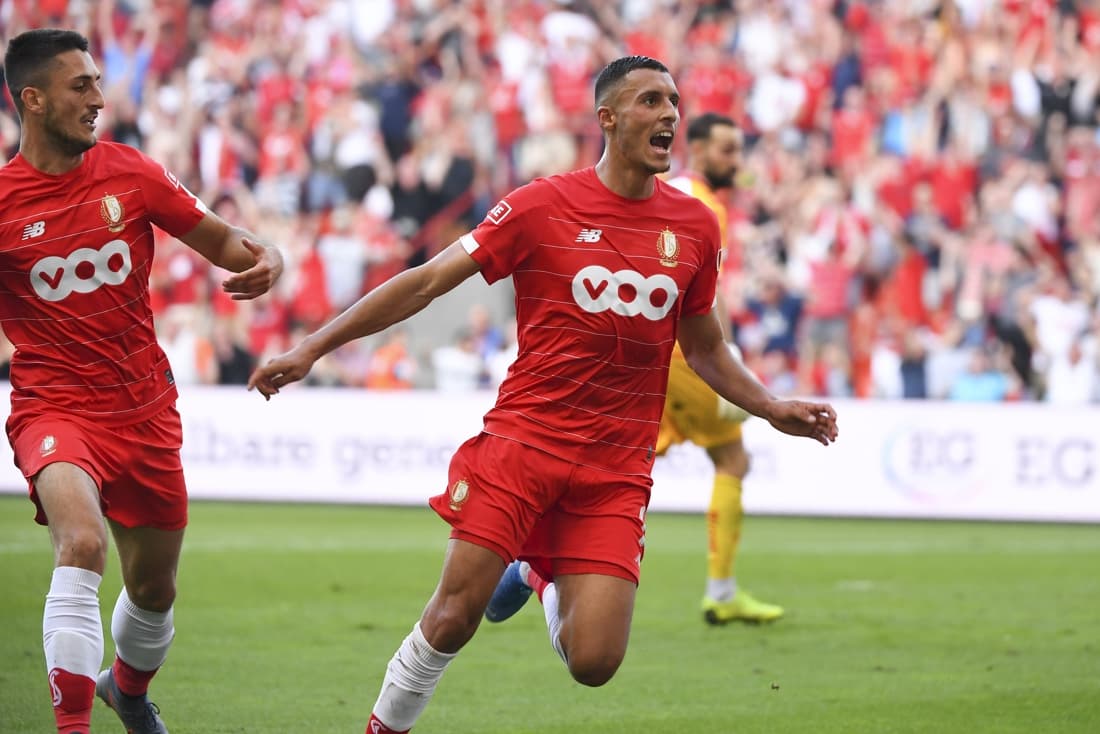 Standard Liège football match atmosphere