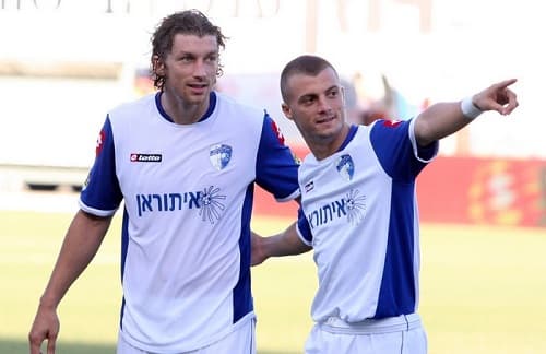 Hapoel Ironi Kiryat Shmona football match atmosphere