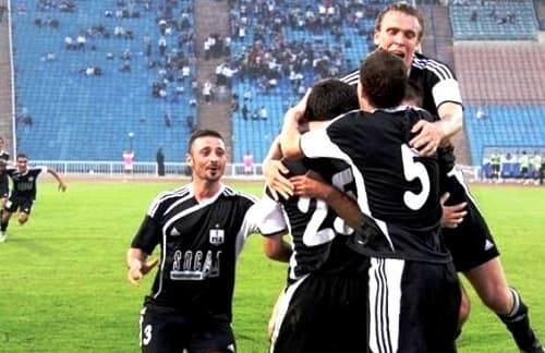 Neftchi Baku football match atmosphere