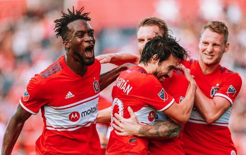 Ambiente en un partido de fútbol de Chicago Fire