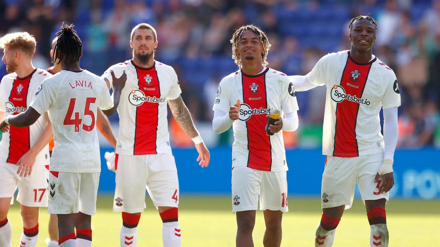 Ambiente en un partido de fútbol de Southampton