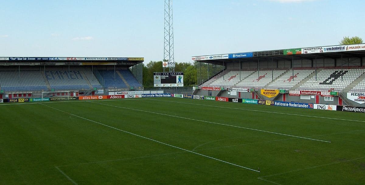 De Oude Meerdijk stadium