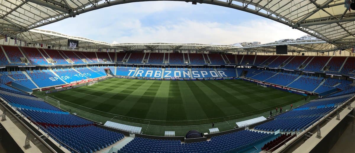 Stadion Senol Gunes Sport Complex