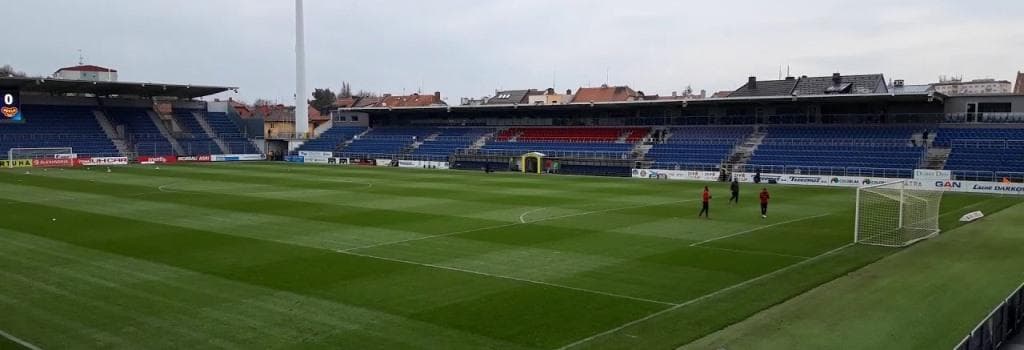 stadio Mestsky fotbalovy stadion Miroslava Valenty