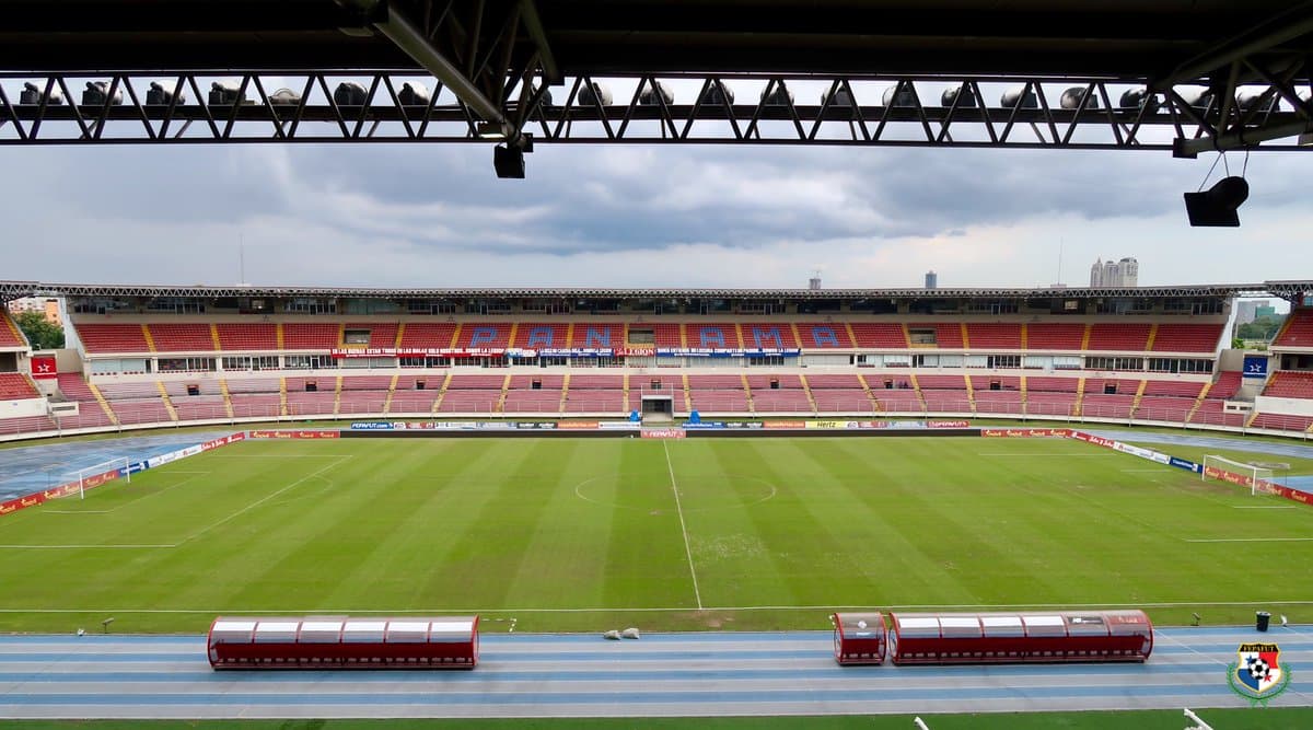 estadio Estadio Rommel Fernandez