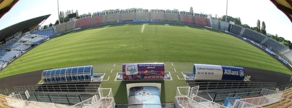 Stade Stade de la Vallee du Cher