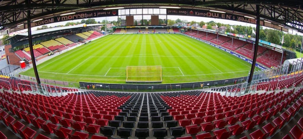 De Adelaarshorst stadium