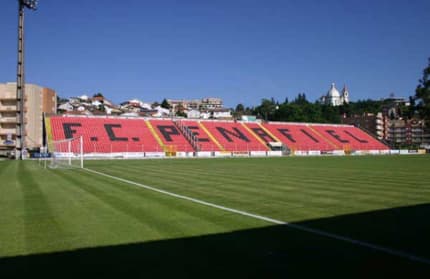 Estadio Municipal 25 de Abril, Penafiel