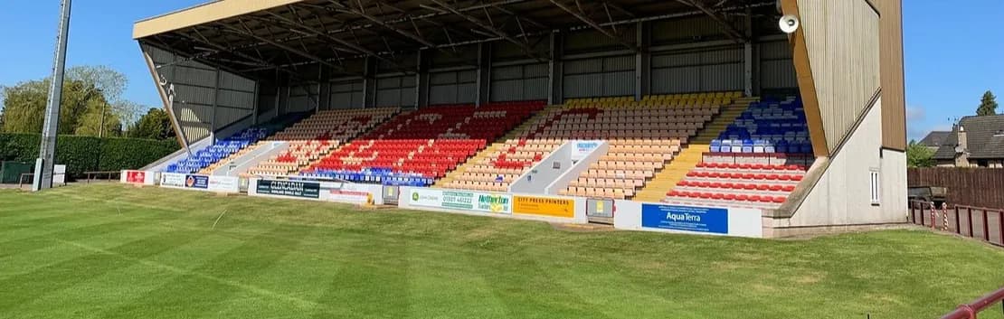 estadio Glebe Park