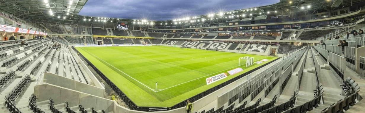 estadio Raiffeisen Arena
