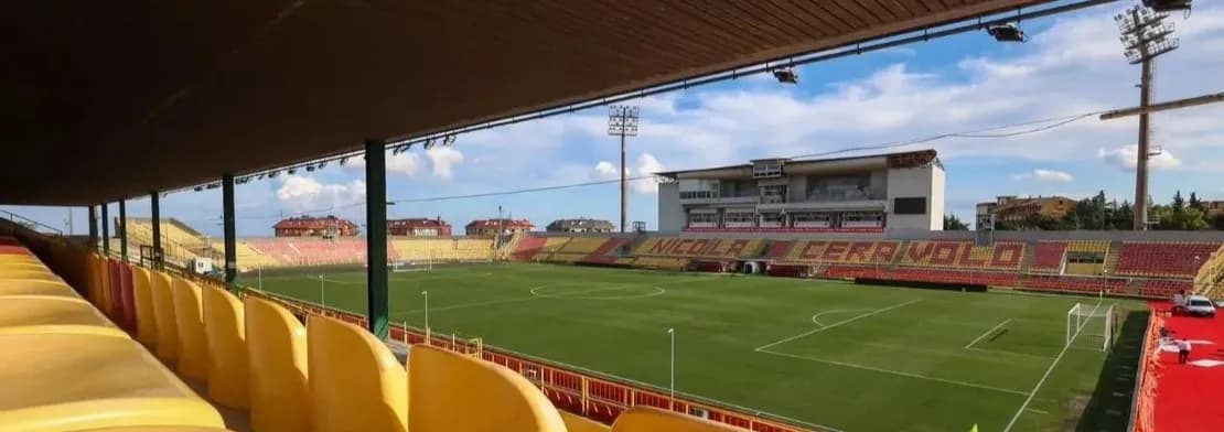 Stade Stadio Nicola Ceravolo
