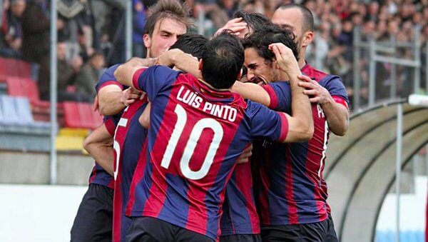 Buy GD Chaves Tickets 2022/23 | Football Ticket Net
